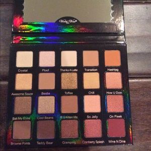 Violet Voss holy grail palette